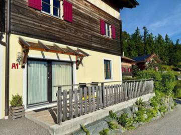 Ferienwohnung für 2 Personen, mit Garten und Pool sowie Ausblick in Pöllauberg