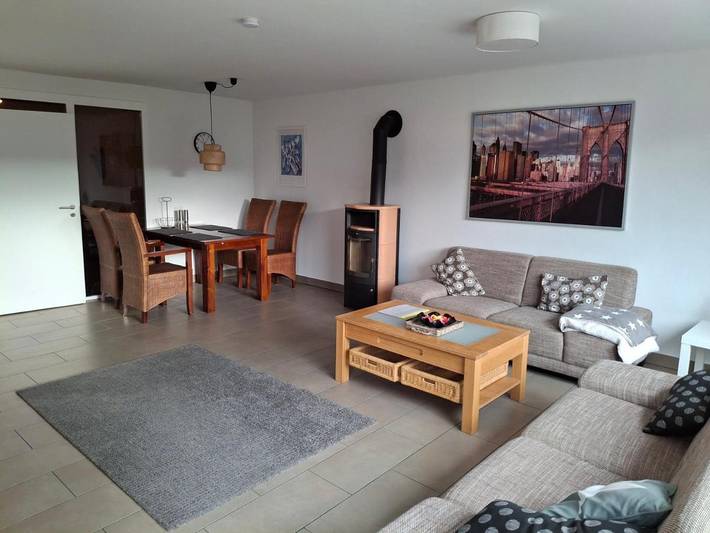 Ferienwohnung für 4 Personen, mit Terrasse in Sarstedt - 2