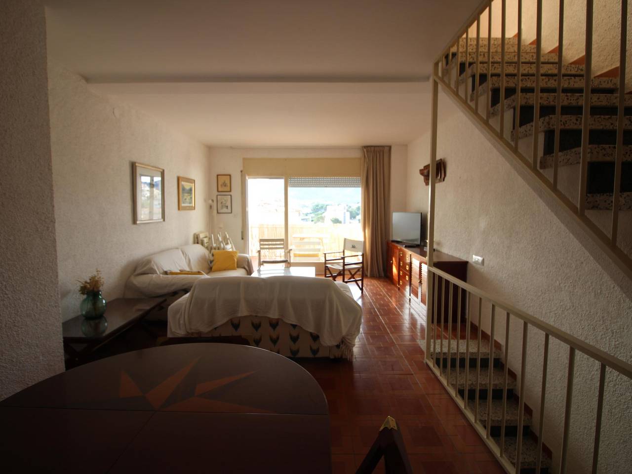 Cabioni - casa adosada con piscina comunitaria, cerca de la playa de Grifeu. in Platja Grifeu, Upper Empordà
