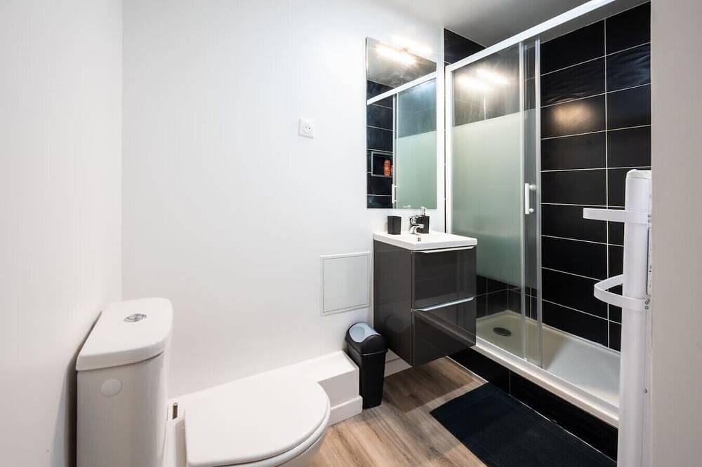 Apartamento entero, City pop sleeps 2 in Évreux, Región de Évreux