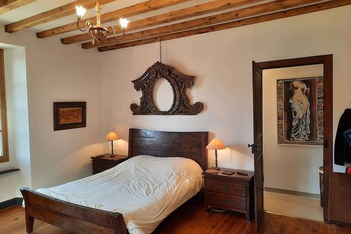 Location de vacances pour 10 personnes, avec jardin à Camparan - 2