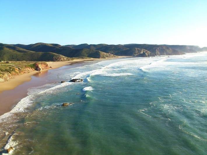 Location de vacances pour 8 personnes, avec piscine ainsi que vue et jardin, animaux acceptés à Carrapateira - 2