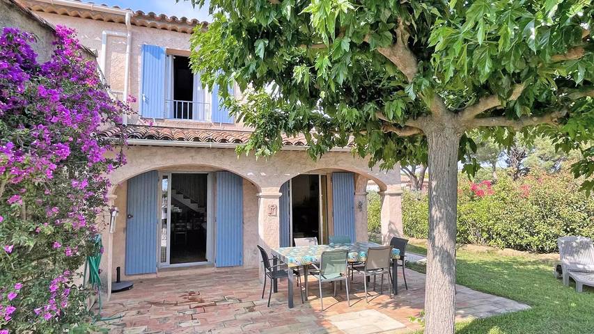 Villa für 6 Personen, mit Terrasse und Garten sowie Pool in Sainte-Maxime - 4