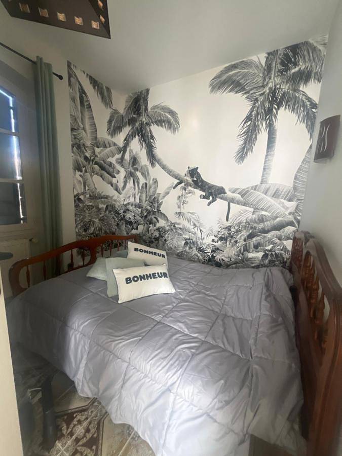 Appartement entier, Maison en pierre in Châtillon-sur-Thouet, Deux-Sèvres