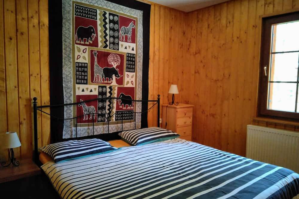 Holzhaus im Naturliebhaberpark Plitvicer Seen in Rudanovac, Plitvicer Seen