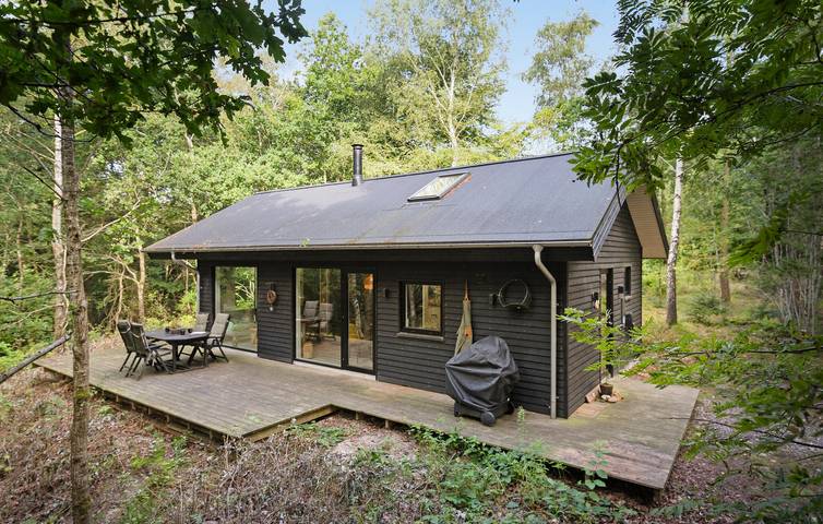 Ferienhaus für 6 Personen, mit Terrasse und Garten