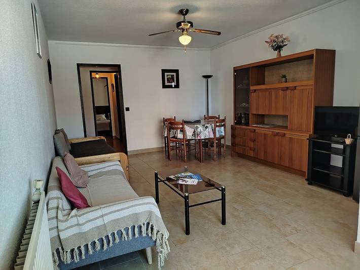 Gîte pour 5 personnes, avec terrasse dans Plage Maillol - 3