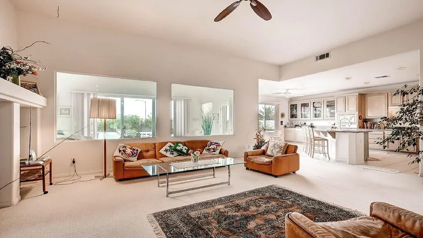 Vacation house for 5 people, with yard and hot tub - 1