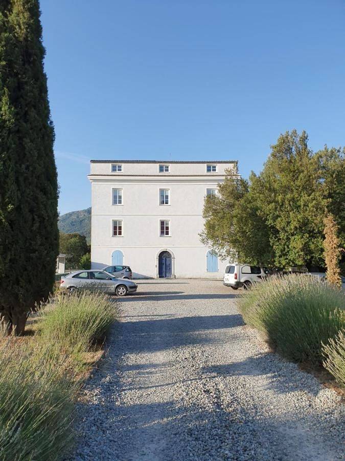 Chambre d’hôte pour 2 personnes, avec Terrasse et Vue en Corse