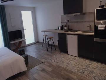 Appartement De Vacances pour 2 Personnes dans Orly (Île de France), Val-de-Marne, Photo 1