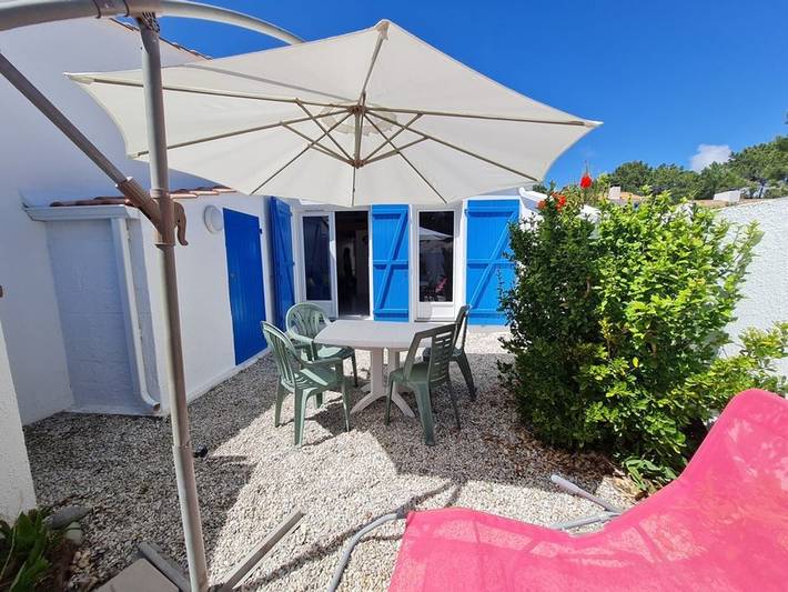 Ferienhaus für 5 Personen, mit Terrasse und Pool