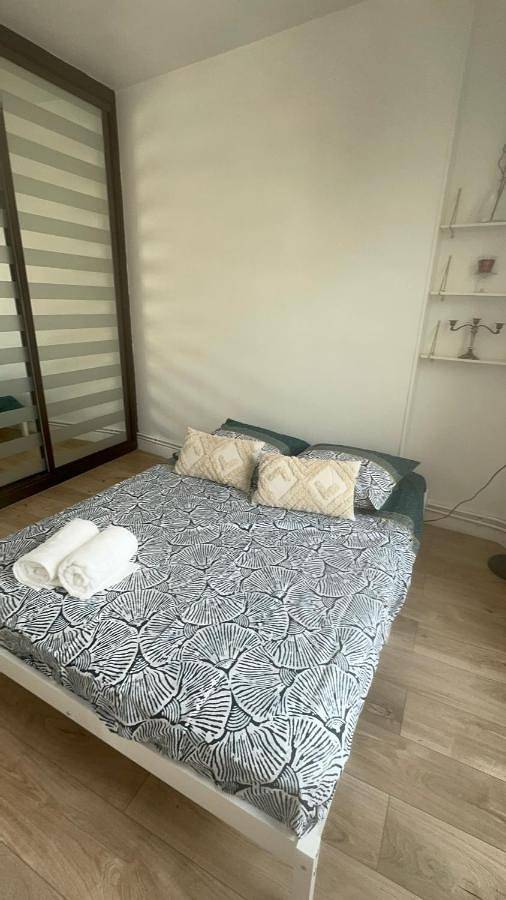 Gîte pour 4 personnes, avec vue à Brunoy