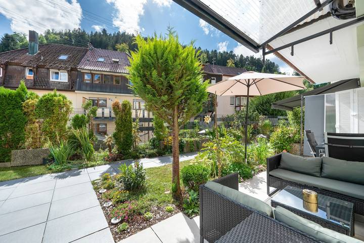 Ganze Wohnung, Apartment „Tamaras Paradies“ mit privater Terrasse, Garten und Wlan in Bad Wildbad, Nordschwarzwald