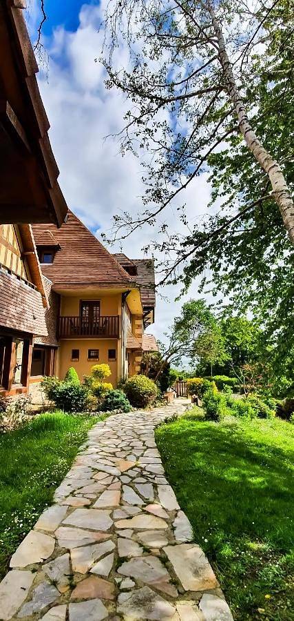Hôtel pour 2 personnes, avec jardin ainsi que terrasse et piscine à Pennedepie - 2