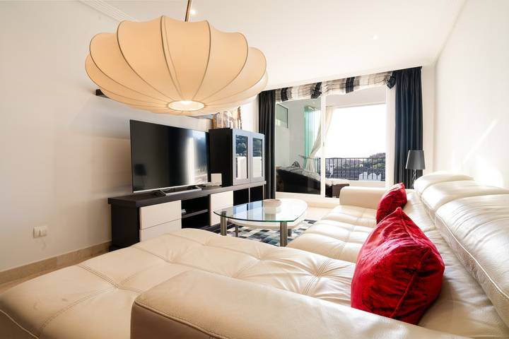 Gîte pour 4 personnes, avec terrasse et piscine à Ojén - 2