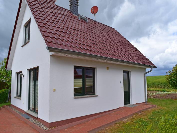 Ferienhaus für 6 Personen, mit Garten in Bastorf