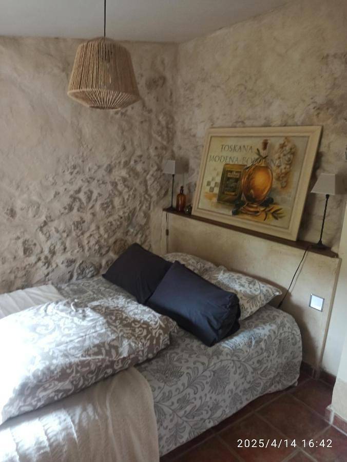 Location de vacances pour 4 personnes, avec vue et jardin, animaux acceptés à Auriol - 2