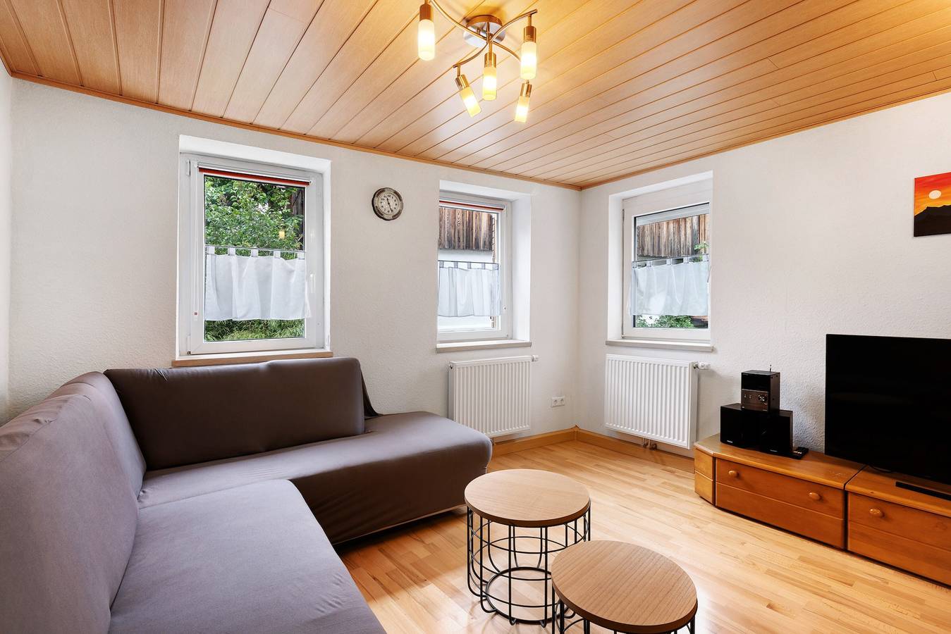 Ganze Wohnung, Ferienwohnung Im Ländle" mit Bergblick und Wlan in Reutlingen, Albsteig Etappe 11