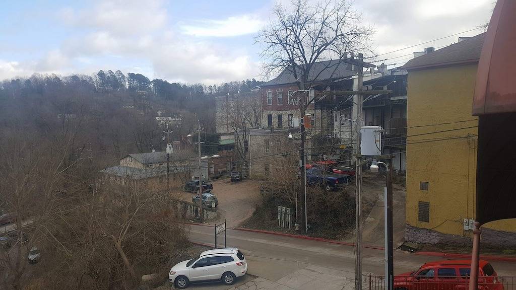 Ganze Wohnung, Nachteule 5W Street View W / Parking! in Eureka Springs, Carroll County (AR)