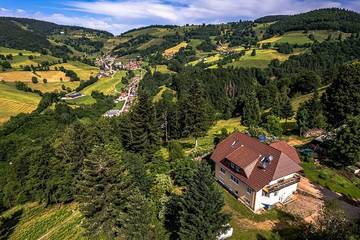 Ferienwohnung für 6 Personen, mit Sauna und Garten in Wieden