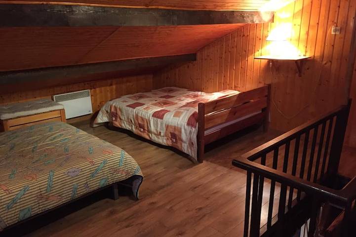 Gîte pour 6 personnes, avec jardin à Montclar - 4