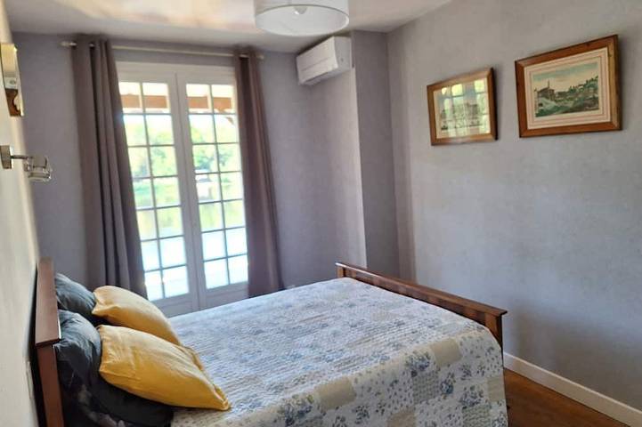 Location de vacances pour 12 personnes à Beaulieu-sur-Dordogne - 2