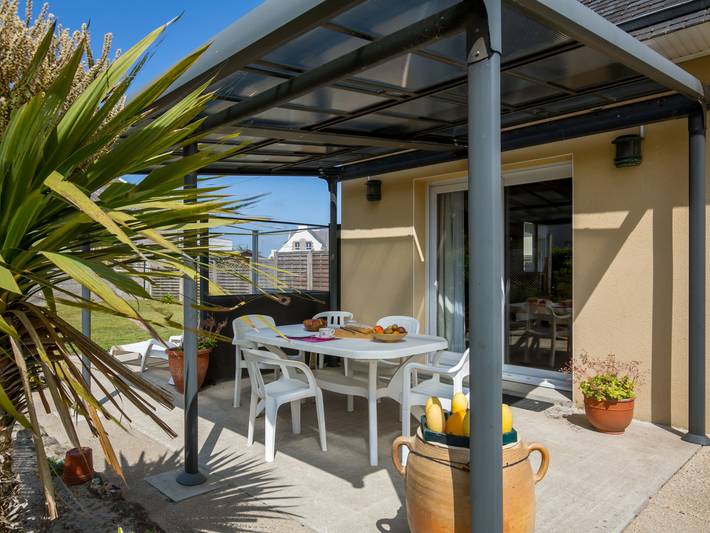 Location de vacances pour 2 personnes, avec Terrasse et Jardin à Santec