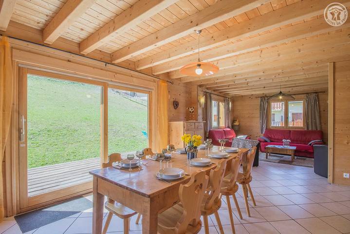 Gîte pour 8 personnes, avec terrasse à Albiez-Montrond - 2