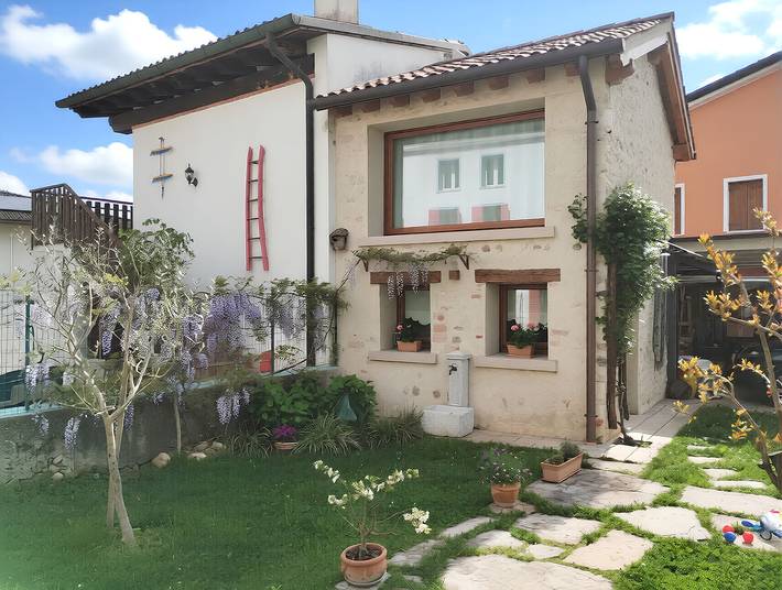 Agriturismo per 2 persone, con giardino, con animali domestici in Provincia di Treviso