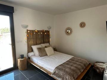 Gîte pour 2 personnes, avec terrasse à Lédenon