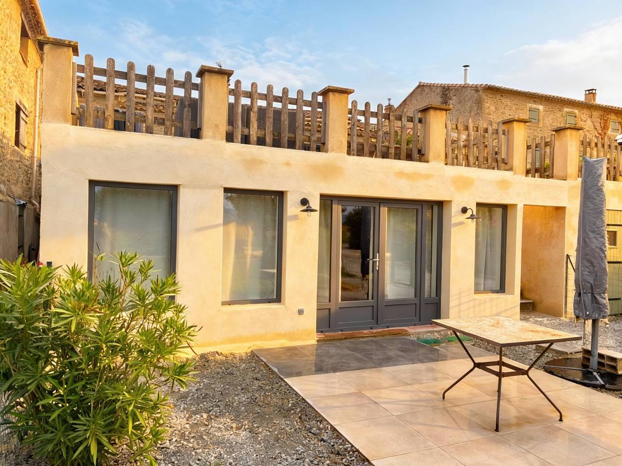 Ganze Wohnung, Schöne Ferienwohung beim mittelalterlichen Stadt in Montréal (Aude), Carcassonne und Umgebung