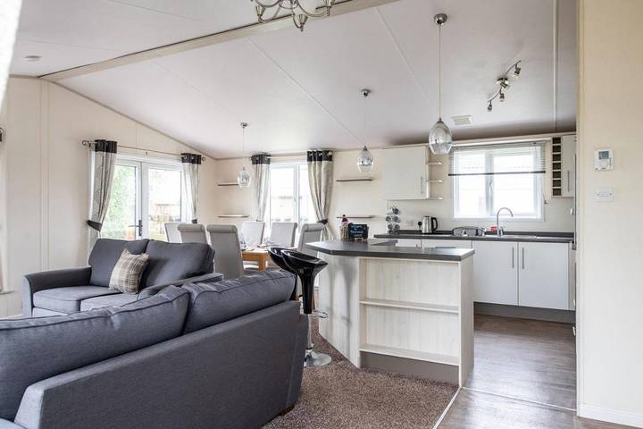 Ferienpark für 4 Personen, mit Terrasse und Pool in Cornwall