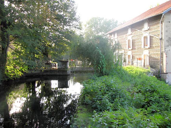 Chambre d’hôte pour 6 personnes, avec jardin ainsi que sauna et piscine dans l' Isère - 2