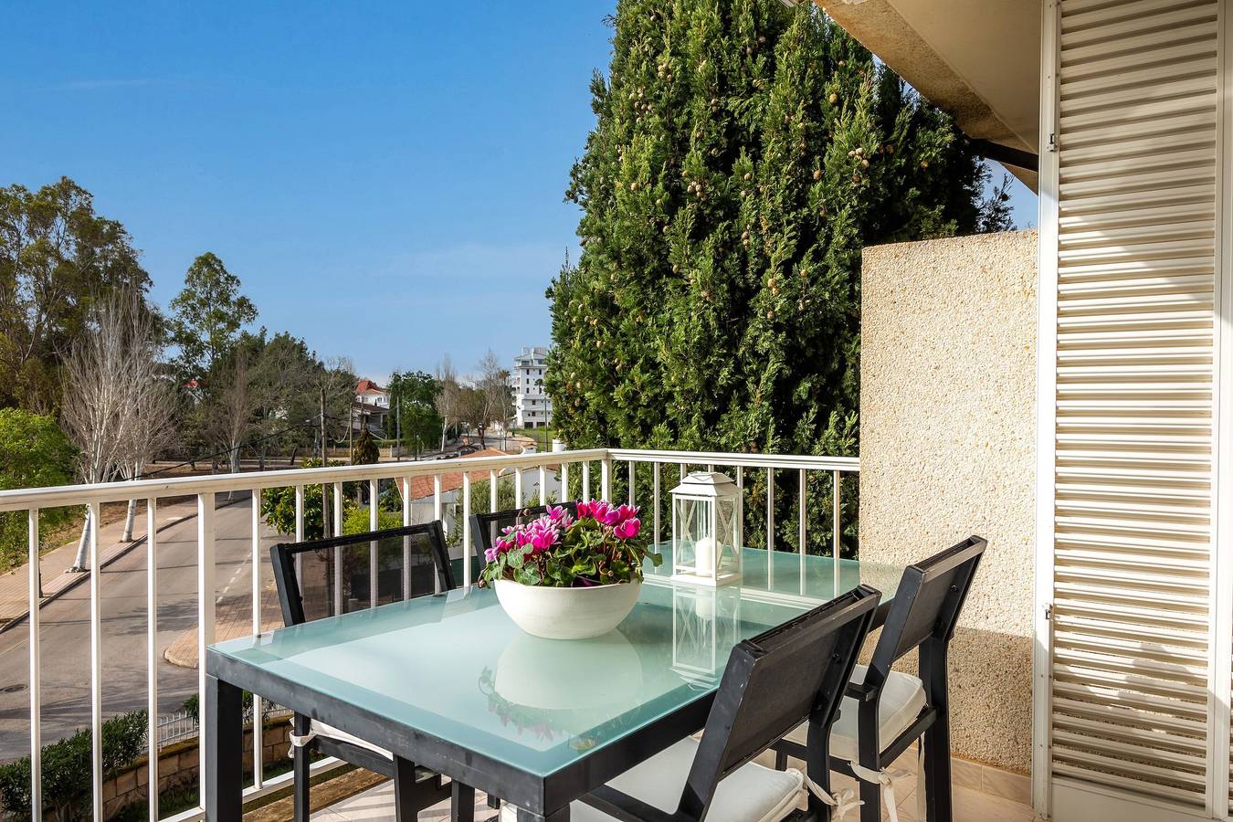 Entire apartment, Apartment 'Angy' with Garden, Terrace & Wi-Fi in Playa de Alcúdia, Alcúdia