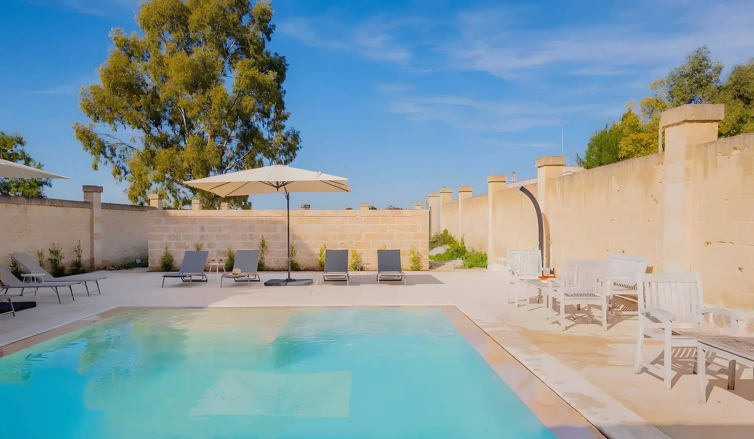 Villa „Antica Masseria Torre Della Luna“ mit privatem Pool, Wlan & Klimaanlage in Martano, Lecce Provinz