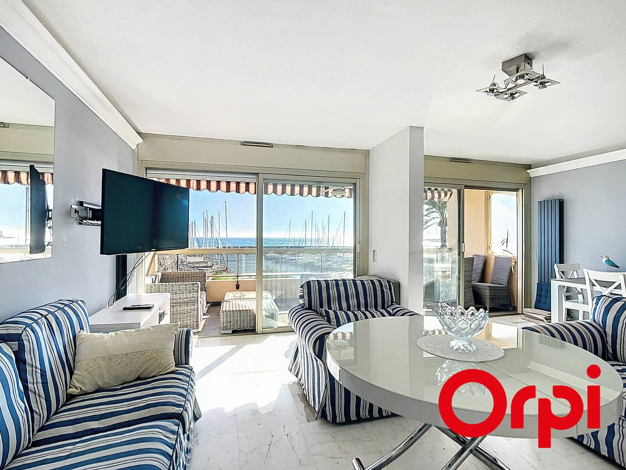 Ganze Wohnung, Tolles 2-Zimmer-Apt. mit Klimaanlage, Parkplatz und Wifi in Menton, Nizza und Umgebung