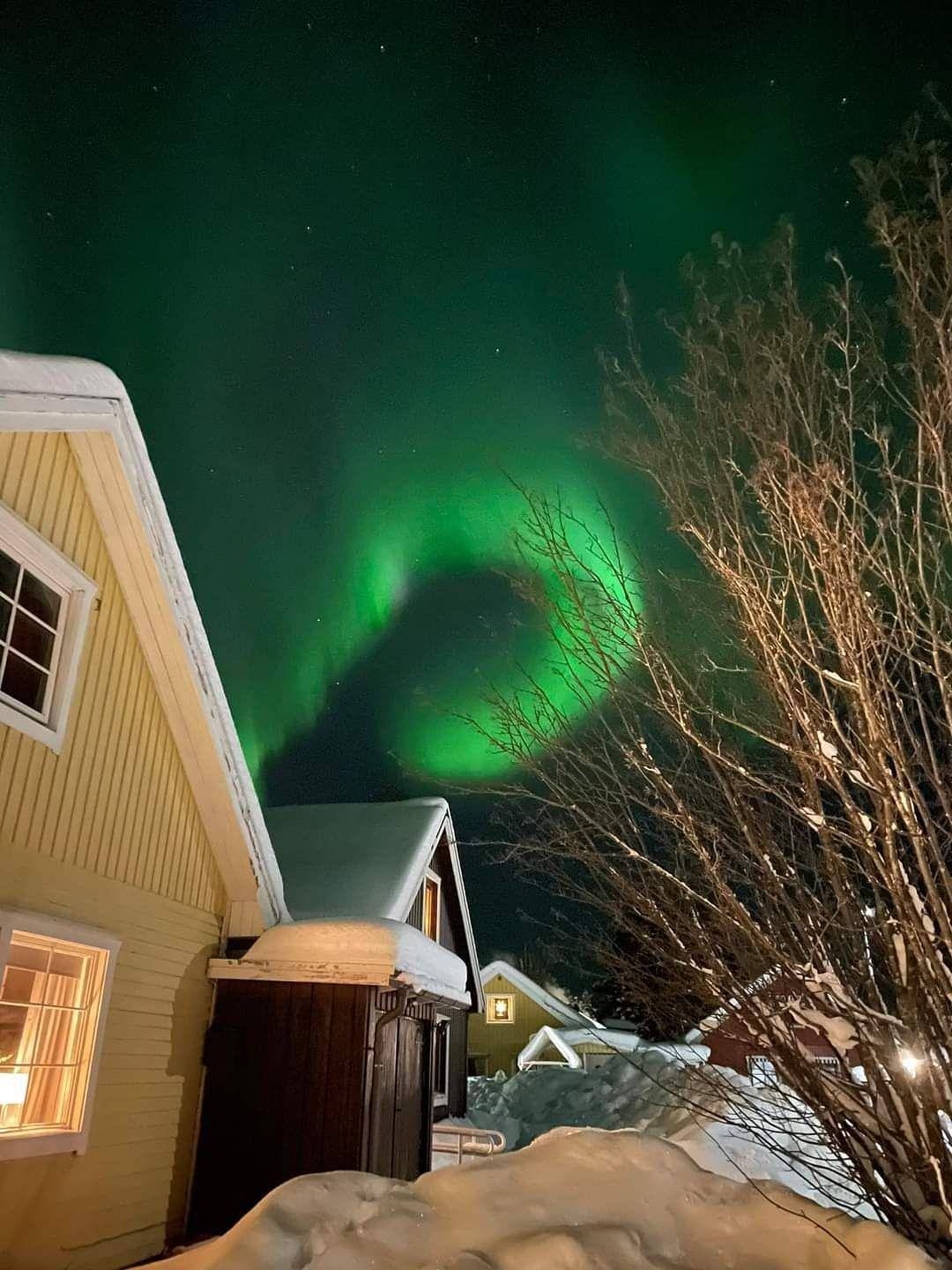 Villa Hugo mit Saunafass in Lappland (Schweden)