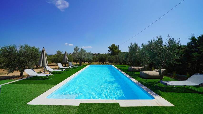 Villa für 18 Personen, mit Garten und Ausblick sowie Pool, kinderfreundlich - 1