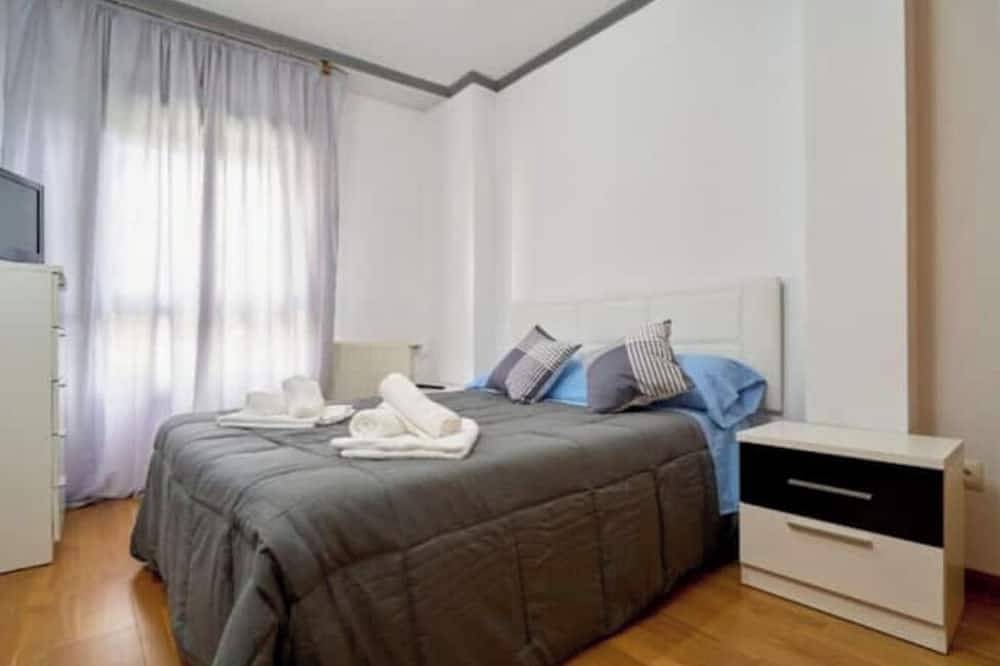 Entire apartment, Piso en Mondariz 3 Dormitorios y 2 Baños in Mondariz, Pontevedra Province