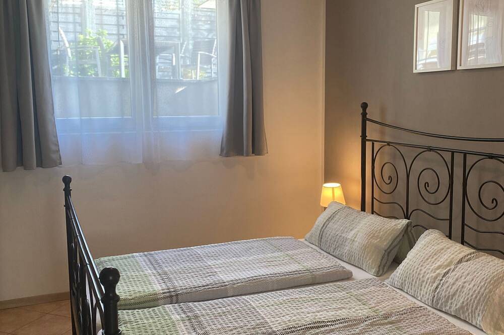 Geheel appartement, Ferienwohnung Koch - 12-15 minuten lopen naar Europa-Park, huisdieren zijn niet toegestaan in Europa-Park, Rust