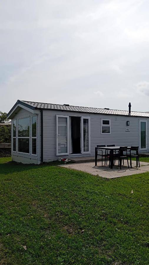 Gîte pour 4 personnes, avec jardin ainsi que terrasse et vue dans Hem