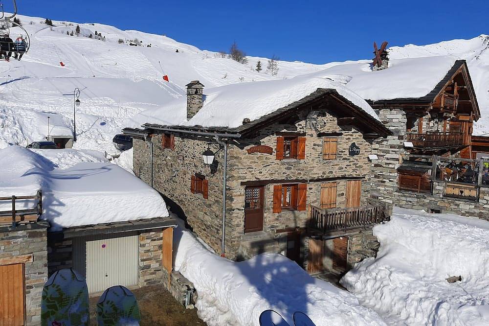 Authentic Savoyard chalet at the foot of the slopes in a French/Italian resort in La Rosière, Montvalezan