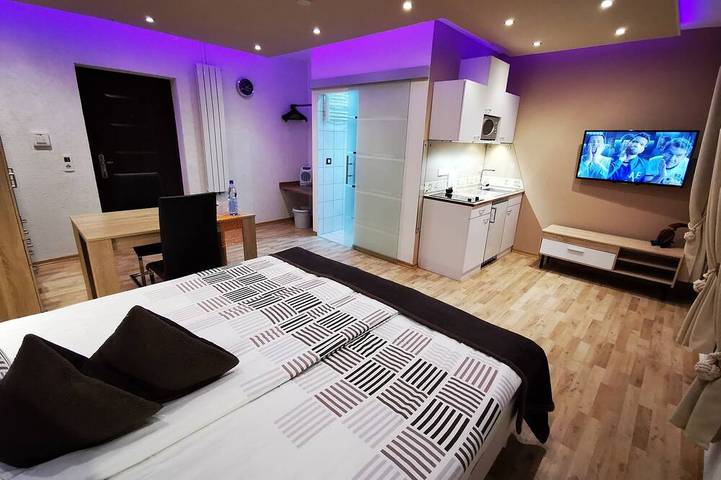 Ferienwohnung für 2 Personen, mit Garten und Pool sowie Sauna und Terrasse in Wertheim - 3