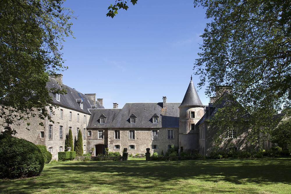 Luxury Château for rent - Historical - Ideal location to visit Normandy in Hémevez, Côte de la Déroute