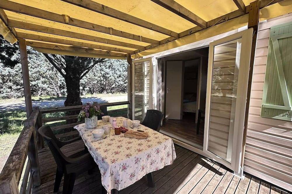 Mobil-home Classique 3 pièces 4/5 personnes in Saint-Genis (homonymie), Région de Gap