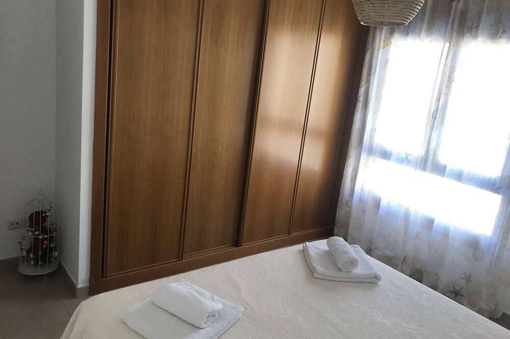 Entire apartment, Apartment 300 meters from the beach of Silgar, new, exterior and bright in Sanxenxo, Rías Baixas
