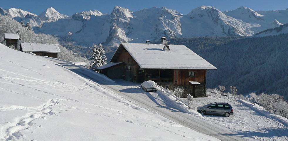 Gîte pour 6 personnes, avec terrasse et jardin, animaux acceptés en Rhône-Alpes - 2