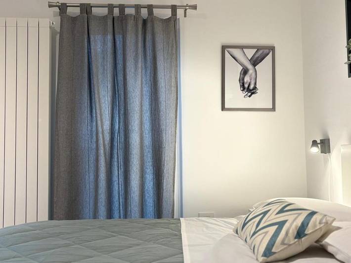 Ferienwohnung für 3 Personen, mit Balkon und Ausblick in Lavena Ponte Tresa