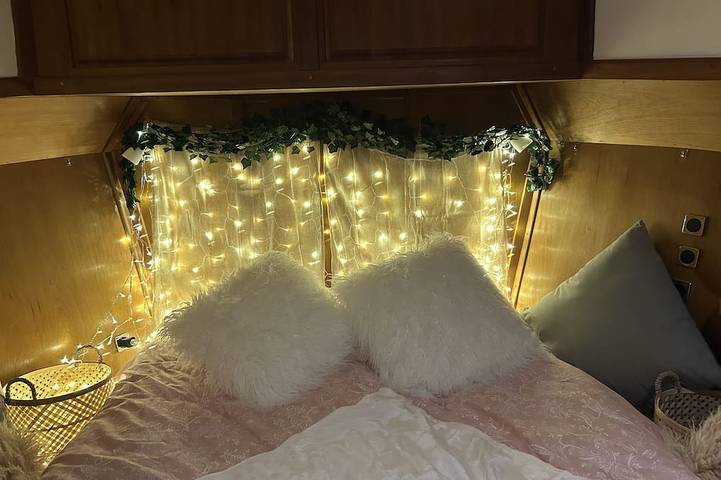 Péniche pour 2 personnes, avec jacuzzi dans Île de France - 2