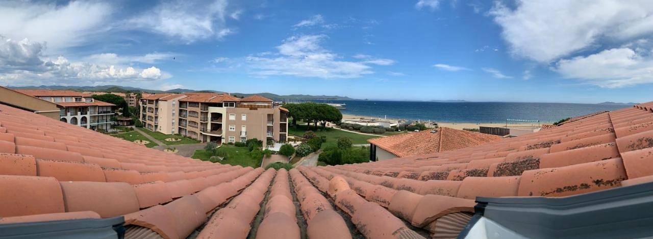 Gîte pour 5 personnes, avec Balcon et Terrasse ainsi que Jardin et Vue dans Plage Miramar - 2